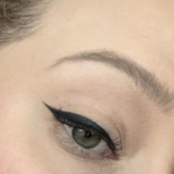 Sephora Waterproof Liquid Eyeliner - Picture 2 of 5